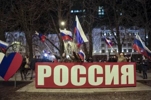 Putin e l’ombra nera del Donbass: chi sono i neonazisti che combattono per Mosca Putin e l’ombra nera del Donbass: chi sono i neonazisti che combattono per Mosca