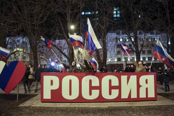 Putin e l’ombra nera del Donbass: chi sono i neonazisti che combattono per Mosca