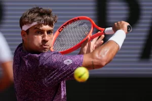 Italy’s Flavio Cobolli returns to Zachary Svajda of the United States during the fourth-round tennis match at the French Open in Paris, Monday, June 1, 2026. (AP Photo/Christophe Ena) Italy’s Flavio Cobolli returns to Zachary Svajda of the United States during the fourth-round tennis match at the French Open in Paris, Monday, June 1, 2026. (AP Photo/Christophe Ena)