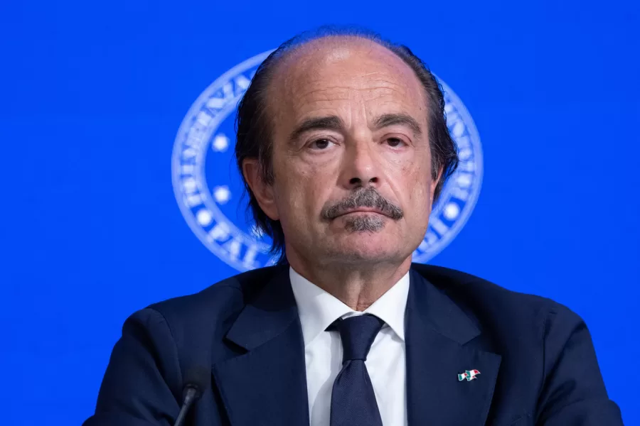 Alessio Butti, sottosegretario di Stato alla Presidenza del Consiglio dei ministri con delega allinnovazione tecnologica, durante la conferenza stampa dopo il Consiglio dei Ministri tenutosi a Palazzo Chigi a Roma, Mercoledì 10 Giugno 2026 (foto Mauro Scrobogna / LaPresse) 

Undersecretary of State to the Presidency of the Council of Ministers with responsibility for technological innovation, during the press conference after the Council of Ministers held at Palazzo Chigi in Rome, Wednesday June 10 2026 (foto Mauro Scrobogna / LaPresse)