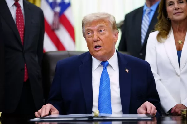 President Donald Trump speaks in the Oval Office of the White House, Wednesday, June 10, 2026, in Washington. (AP Photo/Julia Demaree Nikhinson)
Associate Press/ LaPresse
Only Italy and Spain President Donald Trump speaks in the Oval Office of the White House, Wednesday, June 10, 2026, in Washington. (AP Photo/Julia Demaree Nikhinson)
Associate Press/ LaPresse
Only Italy and Spain