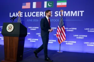 Vice President JD Vance walks after speaking to members of the media following high-level talks between the U.S. and Iran at the Bürgenstock Resort in Obbuergen, near Lucerne, in Switzerland, Monday, June 22, 2026. (Nathan Howard/Pool Photo via AP)





Associate Press/ LaPresse
Only Italy and Spain





Associate Press/ LaPresse
Only Italy and Spain