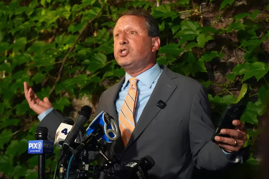 Democratic congressional candidate Brad Lander speaks during an election night watch party Tuesday, June 23, 2026, in New York. (AP Photo/Ryan Murphy)





Associate Press/ LaPresse
Only Italy and Spain





Associate Press/ LaPresse
Only Italy and Spain