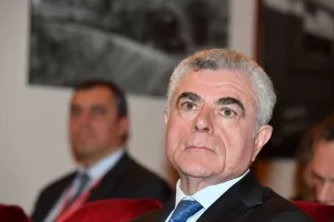 Strage Viareggio, l’ex manager Moretti entra in carcere “a testa alta e senza accampare scuse ma questo è un precedente pericoloso”