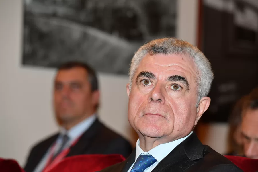 Strage Viareggio, l’ex manager Moretti entra in carcere “a testa alta e senza accampare scuse ma questo è un precedente pericoloso”