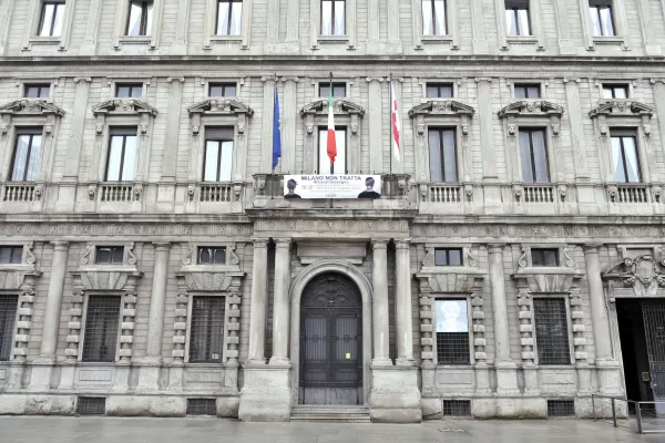 Elezioni Milano, è arrivato il tempo di rompere gli schemi: riformisti e liberali insieme senza più i paraocchi delle coalizioni forzate Elezioni Milano, è arrivato il tempo di rompere gli schemi: riformisti e liberali insieme senza più i paraocchi delle coalizioni forzate