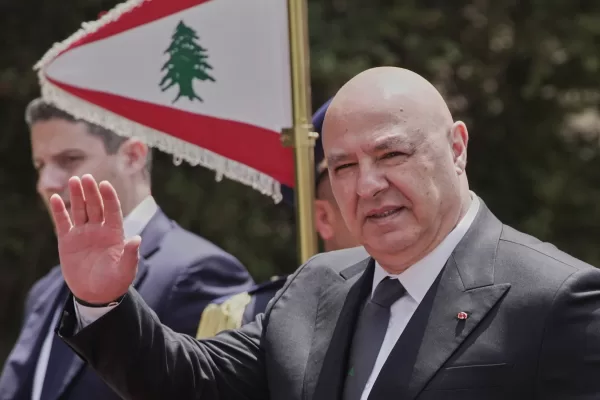 FILE – Lebanese President Joseph Aoun gestures to journalists at the Presidential Palace, in Baabda, east of Beirut, Lebanon, Wednesday, May 21, 2025. (AP Photo/Hassan Ammar, File)





Associate Press/ LaPresse
Only Italy and Spain