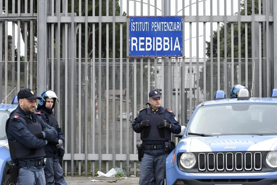 Oltre il muro, carcere e crisi dello Stato sociale