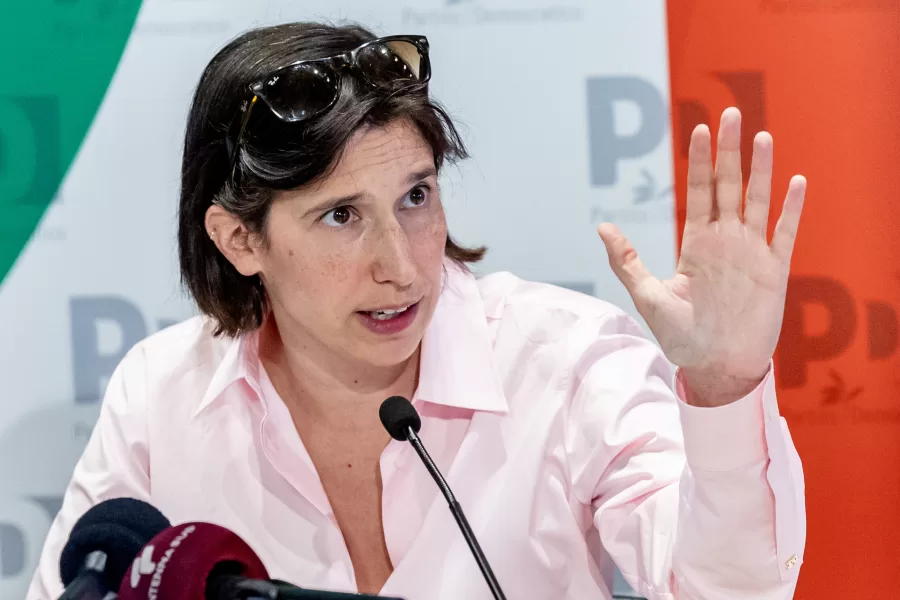 La segretaria Elly Schlein in occasione della presentazione della proposta di legge del PD per garantire il ‘Diritto a Restare’ dei giovani. Sede nazionale PD, Roma Mercoledì 03 Giugno 2026  (photo by Mauro Scrobogna / LaPresse)

Secretary Elly Schlein at the presentation of the Democratic Party’s bill to guarantee young people’s “Right to Remain.” Democratic Party National Headquarters, Rome, Wednesday June 03 2026  (photo by Mauro Scrobogna / LaPresse)