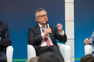 Farmaci orfani, l’Aifa cambia le regole: “Non si tratta di costi, ma investimenti” Farmaci orfani, l’Aifa cambia le regole: “Non si tratta di costi, ma investimenti”