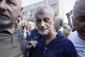 LÕEx Sindaco di Roma Gianni Alemanno esce dopo un anno e mezzo dal carcere di Rebibbia accolto da militanti di varie formazioni di estrema destra Ñ RomaÑItalia Ñ Mercoled 24 Giugno 2026 – Politica – (foto di Cecilia Fabiano/ LaPresse) ,
Former Major of Rome leaving the Rebibbia Jail welcomed by militants from various far-right groupsÑ RomeÑ Italy , June 24 , Wednesday 2026 – Politics – (photo by Cecilia Fabiano/LaPresse) LÕEx Sindaco di Roma Gianni Alemanno esce dopo un anno e mezzo dal carcere di Rebibbia accolto da militanti di varie formazioni di estrema destra Ñ RomaÑItalia Ñ Mercoled 24 Giugno 2026 – Politica – (foto di Cecilia Fabiano/ LaPresse) ,
Former Major of Rome leaving the Rebibbia Jail welcomed by militants from various far-right groupsÑ RomeÑ Italy , June 24 , Wednesday 2026 – Politics – (photo by Cecilia Fabiano/LaPresse)