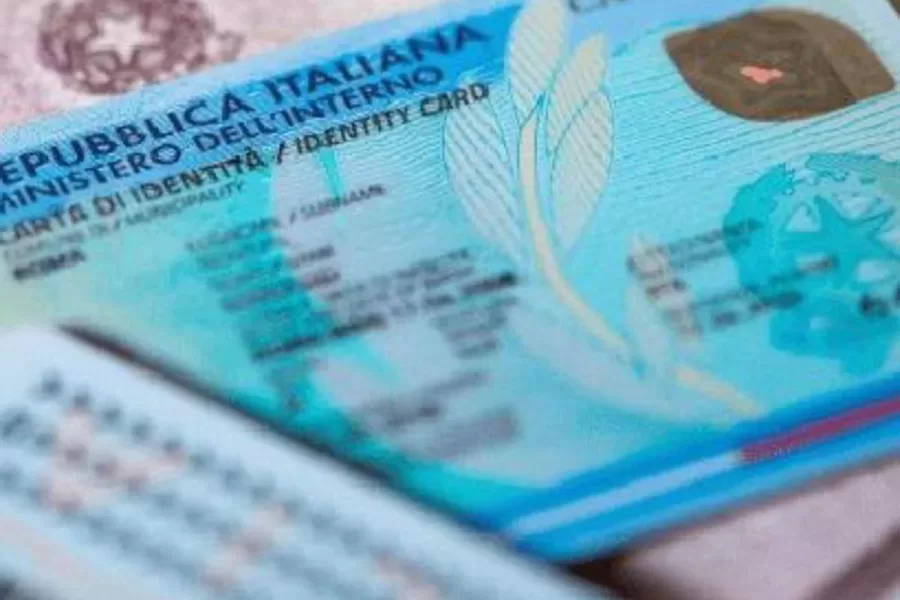 Carta d’identità elettronica, come recuperare Pin e Puk per usarla come alternativa allo Spid (diventato a pagamento)