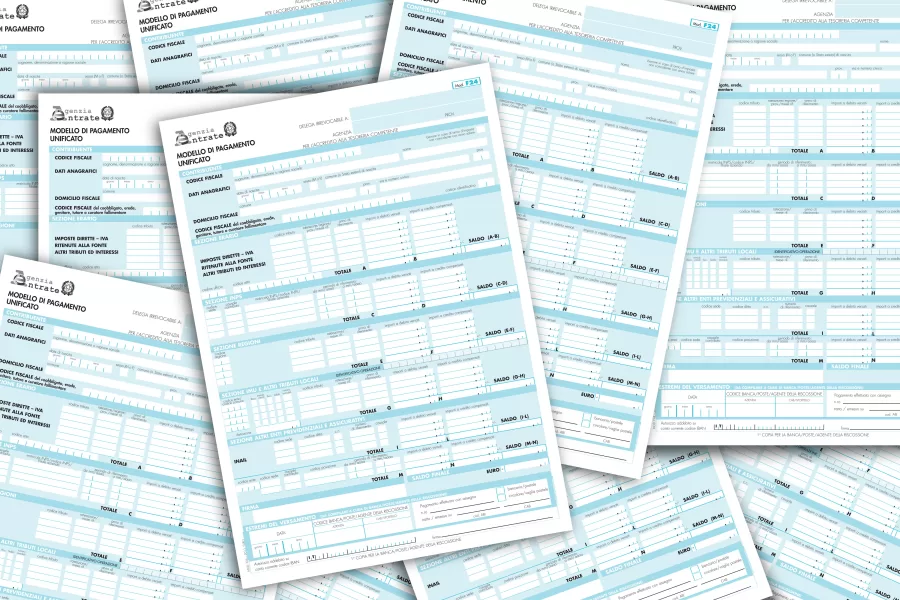 F 24 MODELLO DI PAGAMENTO UNIFICATO IMPOSTE TASSE BANCA GENERATE AI IA