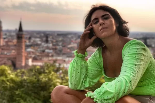 “Io, scappata dalla Russia per abbracciare l’Italia. Ma parlare con i fan di Putin mi fa rabbrividire” “Io, scappata dalla Russia per abbracciare l’Italia. Ma parlare con i fan di Putin mi fa rabbrividire”