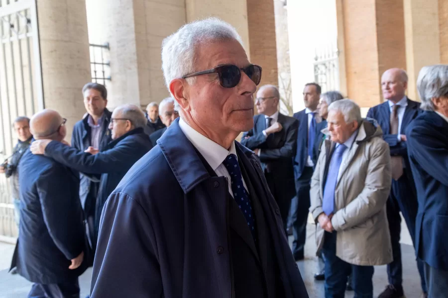 Mauro Moretti in occasione dei funerali del ex ministro ed esponente della Democrazia Cristiana DC Paolo Cirino Pomicino. Roma, Martedì 24 Marzo 2026  (photo by Mauro Scrobogna / LaPresse)

Mauro Moretti on the occasion of the funeral of the former minister and exponent of Democracy Cristiana DC  Paolo Cirino Pomicino. Rome Tuesday March 23 2026 (photo by Mauro Scrobogna / LaPresse)