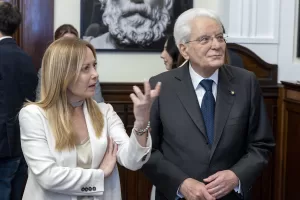 Elezioni 2027, i dubbi di Giorgia sulla vittoria. L’ipotesi che prende forma sulla nuova legge elettorale