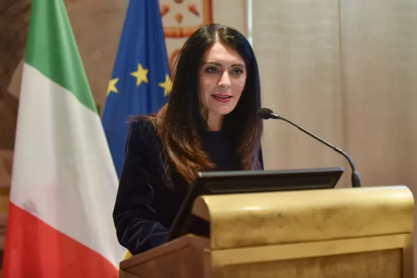 PINA PICIERNO POLITICO PINA PICIERNO POLITICO