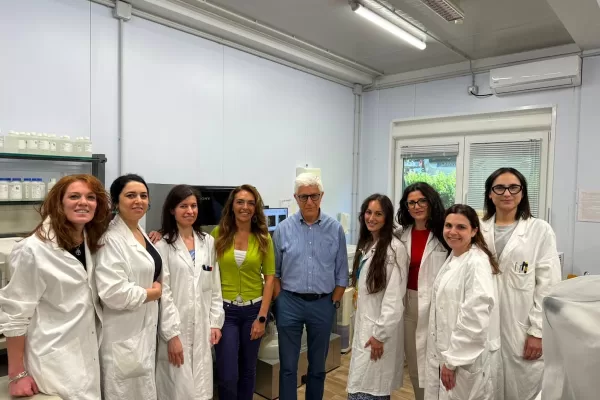 Quando la longevità diventa cura: il Pascale studia i centenari per battere il cancro