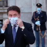 Conte si concede un congedo: il leader 5 stelle apre all’audizione sulle mascherine