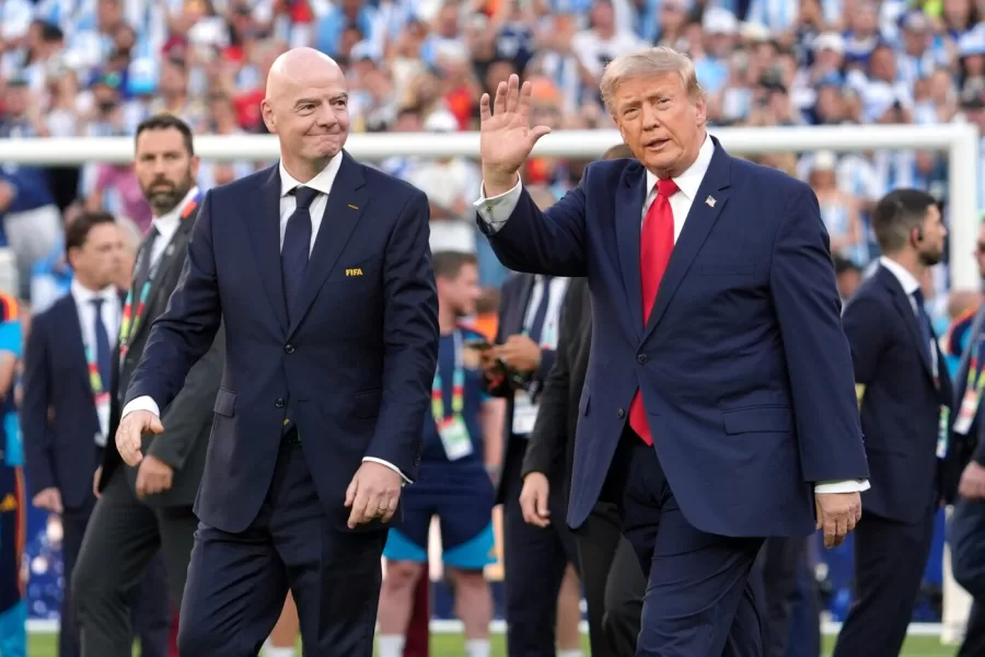 FIFA President Gianni Infantino, left, and President Donald Trump walk on the field at the conclusion of the World Cup championship final soccer match between Spain and Argentina in East Rutherford, N.J., Sunday, July 19, 2026. (AP Photo/Jacquelyn Martin)





Associate Press/ LaPresse
Only Italy and Spain