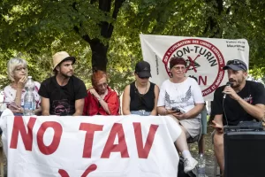Conferenza stampa del movimento no tav a susa sul campeggio della Piana e le limitazioni della prefettura (Daniele Solavaggione/LaPresse)
The No Tav movement held a press conference in Susa regarding the Piana campsite and the prefecture’s restrictions. thursday 30 july 2026 (photo Daniele Solavaggione/LaPresse) Conferenza stampa del movimento no tav a susa sul campeggio della Piana e le limitazioni della prefettura (Daniele Solavaggione/LaPresse)
The No Tav movement held a press conference in Susa regarding the Piana campsite and the prefecture’s restrictions. thursday 30 july 2026 (photo Daniele Solavaggione/LaPresse)