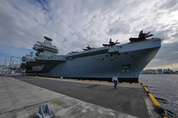 FILE – The Royal Navy aircraft carrier HMS Prince of Wales is pictured before its port call in Tokyo, Thursday, Aug. 28, 2025. (AP Photo/Eugene Hoshiko, File)
Associate Press/ LaPresse
Only Italy and Spain FILE – The Royal Navy aircraft carrier HMS Prince of Wales is pictured before its port call in Tokyo, Thursday, Aug. 28, 2025. (AP Photo/Eugene Hoshiko, File)
Associate Press/ LaPresse
Only Italy and Spain