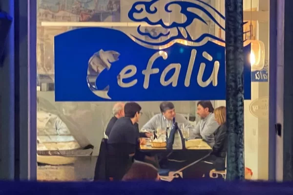 Ranucci e Lavitola a cena insieme, foto del Riformista scattata da Aldo Torichiaro nel 2023