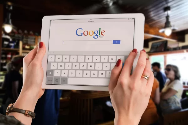 Multe contro Google e Meta: la strategia Ue contro i Big Tech si basa su cavilli e pazienza…