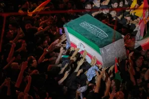 The coffin of the late Iranian Supreme Leader Ayatollah Ali Khamenei is carried above mourners reaching out to touch it outside the Imam Hussein Shrine in Karbala, Iraq, early Thursday, July 9, 2026. (AP Photo/Khalil Hamra)
Associate Press/ LaPresse
Only Italy and Spain The coffin of the late Iranian Supreme Leader Ayatollah Ali Khamenei is carried above mourners reaching out to touch it outside the Imam Hussein Shrine in Karbala, Iraq, early Thursday, July 9, 2026. (AP Photo/Khalil Hamra)
Associate Press/ LaPresse
Only Italy and Spain