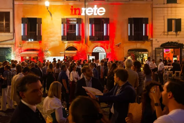 Top manager, parlamentari, giornalisti e stakeholders festeggiano Inrete a Roma