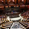 Legge elettorale, inizio ottobre decisivo per l’approvazione. Metà di FdI non tornerà a Montecitorio Legge elettorale, inizio ottobre decisivo per l’approvazione. Metà di FdI non tornerà a Montecitorio