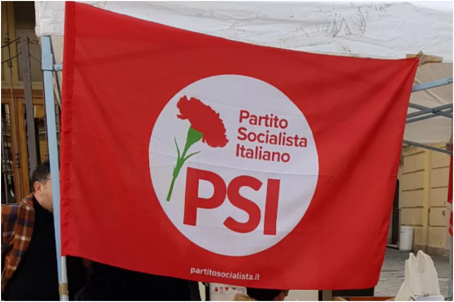 Autonomisti o subalterni? Il PSI scelga dove stare