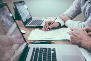 Decreto Omnibus, tutte le novità fiscali per imprese: welfare, auto aziendali e IVA Decreto Omnibus, tutte le novità fiscali per imprese: welfare, auto aziendali e IVA