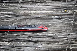 FOTOGRAFIE EFFETTUATE DALLELICOTTERO POLI 114 DELLA POLIZIA DI STATO 1° REPARTO VOLO PANORAMICA AEREA PANORAMICHE AEREE DI ROMA
STAZIONE TERMINI BINARIO BINARI TRENO AV ALTA VELOCITA’ FOTOGRAFIE EFFETTUATE DALLELICOTTERO POLI 114 DELLA POLIZIA DI STATO 1° REPARTO VOLO PANORAMICA AEREA PANORAMICHE AEREE DI ROMA
STAZIONE TERMINI BINARIO BINARI TRENO AV ALTA VELOCITA’