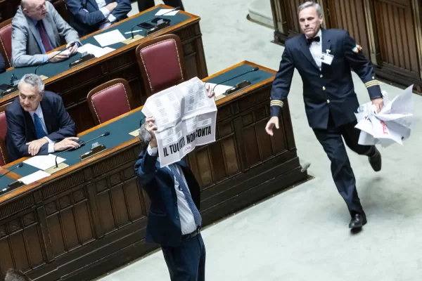 Meloni davanti a un bivio, cerca di trascinarsi al 2027. La legge elettorale va al Senato: i punti chiave