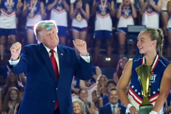 President Donald Trump attends the Patriot Games at Spire Academy in Geneva, Ohio, Tuesday, Aug. 11, 2026. (AP Photo/Mark Schiefelbein)





Associate Press/ LaPresse
Only Italy and Spain