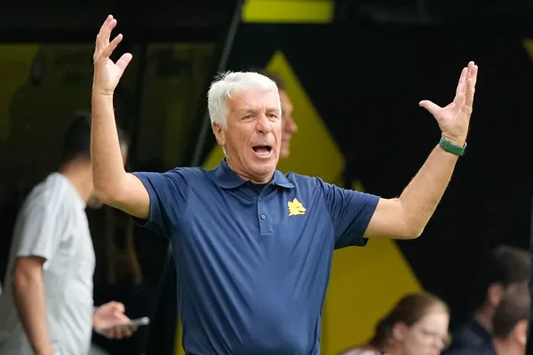 Roma’s head coach Gian Piero Gasperini reacts during a pre-season soccer match between Borussia Dortmund and AS Roma in Dortmund, Germany, Saturday, Aug. 15, 2026. (AP Photo/Martin Meissner) Roma’s head coach Gian Piero Gasperini reacts during a pre-season soccer match between Borussia Dortmund and AS Roma in Dortmund, Germany, Saturday, Aug. 15, 2026. (AP Photo/Martin Meissner)