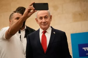 A man takes a selfie with Israeli Prime Minister Benjamin Netanyahu during the Likud party primary elections ahead of Israel’s general election in October, in Jerusalem, Monday, Aug. 17, 2026. (AP Photo/Ohad Zwigenberg, Pool) A man takes a selfie with Israeli Prime Minister Benjamin Netanyahu during the Likud party primary elections ahead of Israel’s general election in October, in Jerusalem, Monday, Aug. 17, 2026. (AP Photo/Ohad Zwigenberg, Pool)