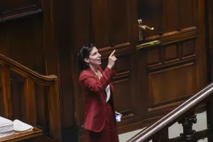 ELLY SCHLEIN SEGRETARIA PD