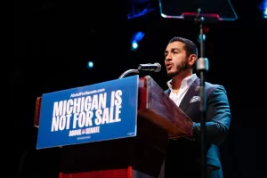 USA, perché la vittoria di Abdul El-Sayed nel Michigan è un segnale grave USA, perché la vittoria di Abdul El-Sayed nel Michigan è un segnale grave
