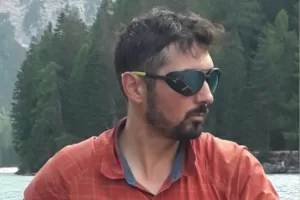 Federico Venco investito dall’ex della donna che stava aiutando. Il ricordo della sorella: “Aveva un cuoro d’oro” Federico Venco investito dall’ex della donna che stava aiutando. Il ricordo della sorella: “Aveva un cuoro d’oro”