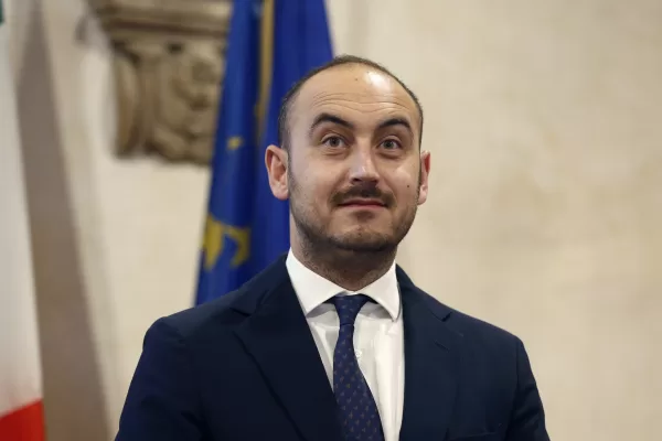 MARIO DE PIZZO GIORNALISTA MARIO DE PIZZO GIORNALISTA
