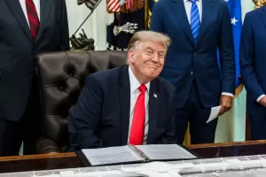 Trump è convinto che le cose con l’Iran stiano andando bene. Flotilla, mandato di cattura turco per Netanyahu Trump è convinto che le cose con l’Iran stiano andando bene. Flotilla, mandato di cattura turco per Netanyahu