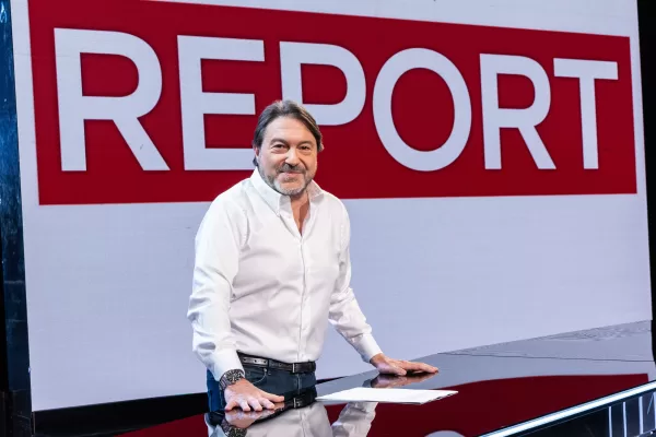 Il giornalista Sigfrido Ranucci negli studi della trasmissione di RAI 3 ‘Report’. Roma Venerdì 23 Gennaio  2026 (foto Mauro Scrobogna / LaPresse)  

 Journalist Sigfrido Ranucci in the studios of the RAI 3 program Report. Rome on Friday January 23 2026. (Photo by Mauro Scrobogna / LaPresse)