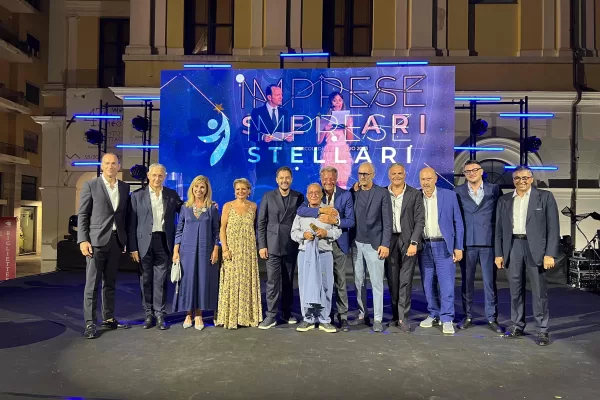Imprese Stellari, Benevento apre le porte all’Italia che innova: il Mediterraneo diventa una via per le imprese Imprese Stellari, Benevento apre le porte all’Italia che innova: il Mediterraneo diventa una via per le imprese