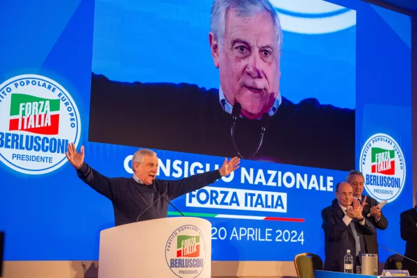 Elezioni suppletive Reggio Calabria: la vittoria del centrodestra e il fallimento del sabotaggio di Vannacci