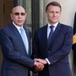 France’s President Emmanuel Macron, centre right, shakes hand with Mauritania’s President Mohamed Ould Ghazouani prior to a meeting at the Elysee Palace, in Paris, France, Wednesday, April 15, 2026. (AP Photo/Michel Euler)





Associate Press/ LaPresse
Only Italy and Spain