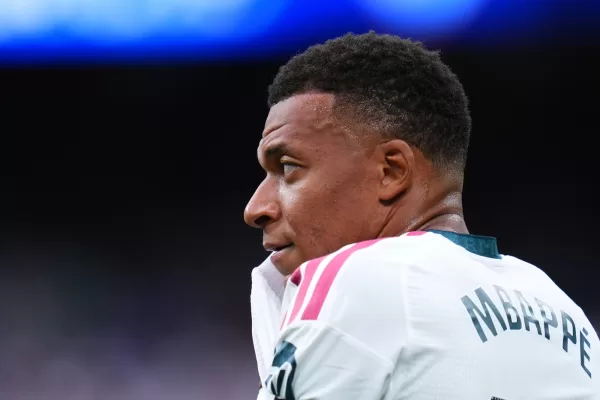 Real Madrid’s Kylian Mbappe walks on the pitch during the La Liga soccer match between Real Madrid and Malaga in Madrid, Spain, Sunday, Aug. 30, 2026. (AP Photo/Manu Fernandez)