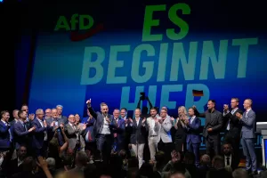 Top AfD candidate Ulrich Siegmund speaks in front of a reading “it starts here” at an election party of the “Alternative for Germany” (AfD) after the Saxony-Anhalt state elections in Magdeburg, eastern Germany, Sunday, Sept. 6, 2026. (AP Photo/Matthias Schrader)
Associated Press / Lapresse
Only italy and spain Top AfD candidate Ulrich Siegmund speaks in front of a reading “it starts here” at an election party of the “Alternative for Germany” (AfD) after the Saxony-Anhalt state elections in Magdeburg, eastern Germany, Sunday, Sept. 6, 2026. (AP Photo/Matthias Schrader)
Associated Press / Lapresse
Only italy and spain