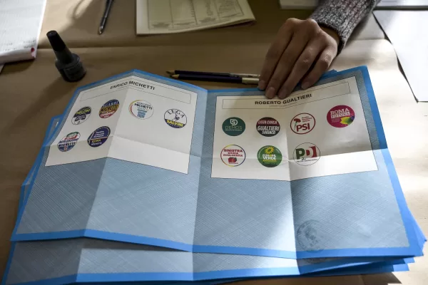 BALLOTTAGGIO ELEZIONI AMMINISTRATIVE 2021
VOTO VOTAZIONI SEGGIO ELETTORALE SEGGI ELETTORALI
SCHEDA SCHEDE BALLOTTAGGIO ELEZIONI AMMINISTRATIVE 2021
VOTO VOTAZIONI SEGGIO ELETTORALE SEGGI ELETTORALI
SCHEDA SCHEDE